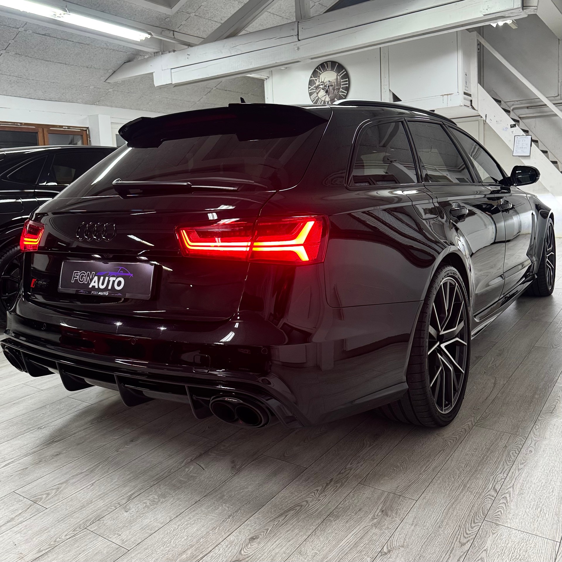 AUDI RS6 Avant 4.0 TFSI V8 performance quattro * Akrapovic *-image-3