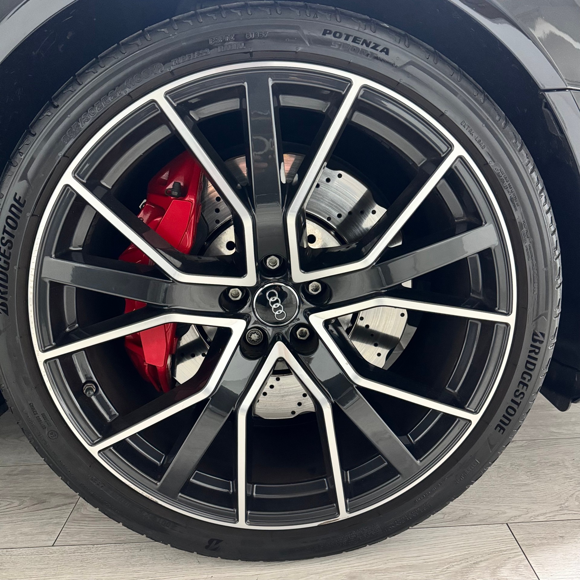 AUDI RS6 Avant 4.0 TFSI V8 performance quattro * Akrapovic *-image-8