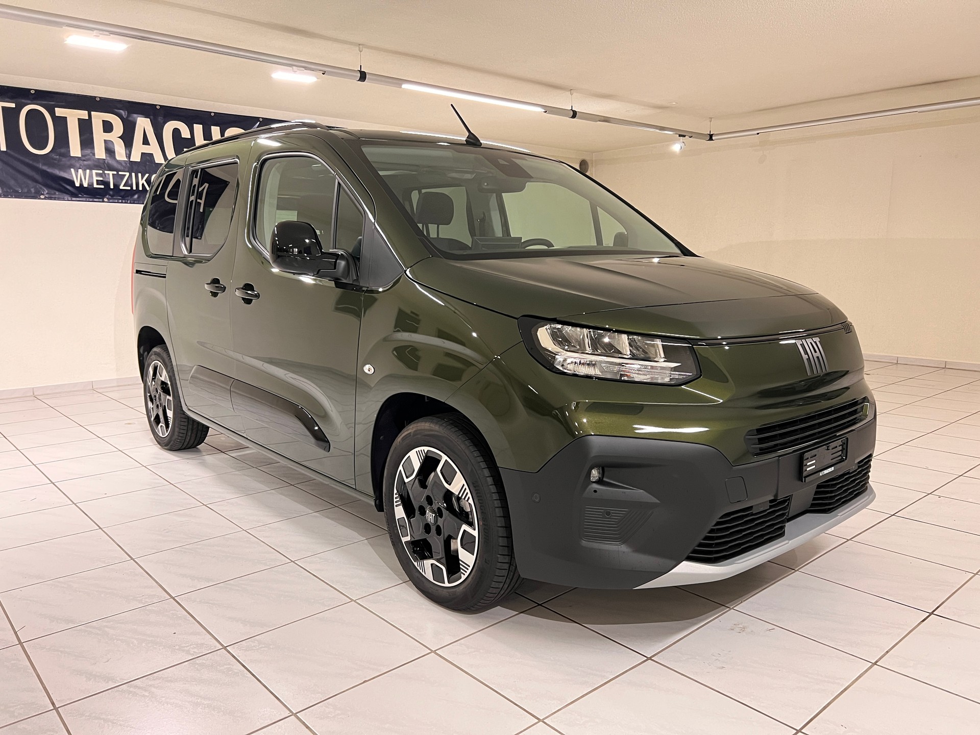 FIAT E-Doblò Elektro 100kW Lounge-image-2