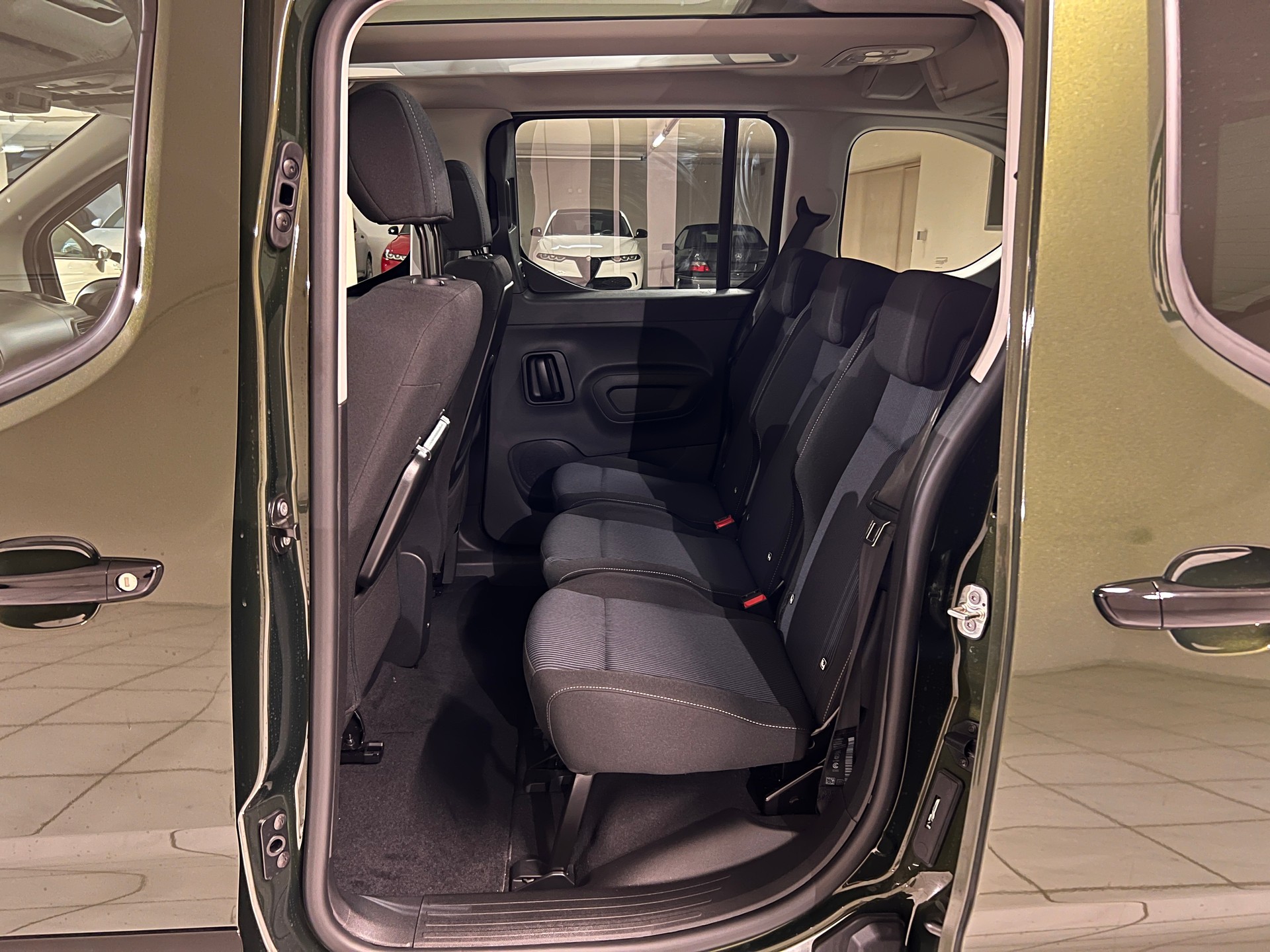 FIAT E-Doblò Elektro 100kW Lounge-image-7