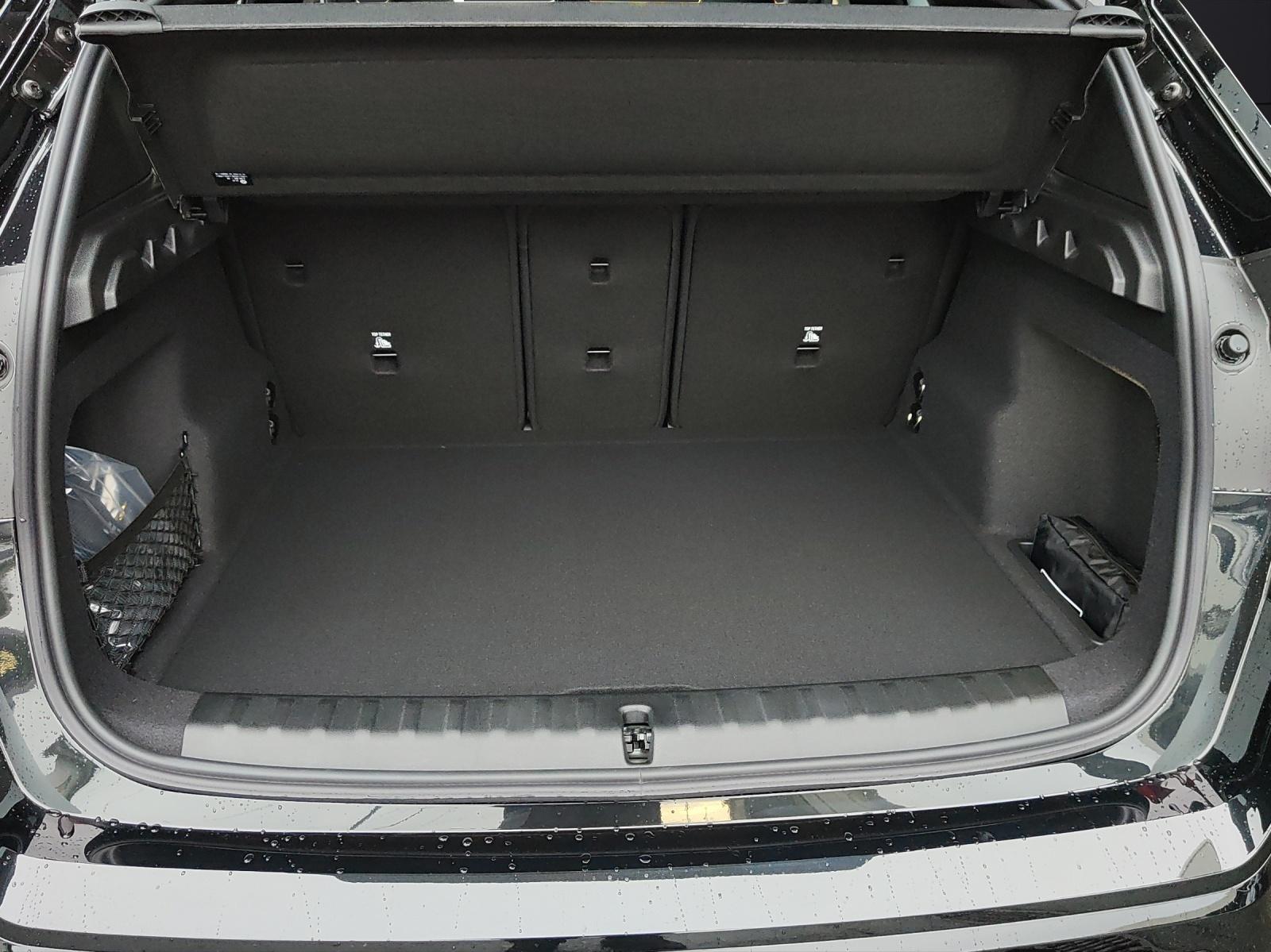 BMW X1 23d xDrive-image-13