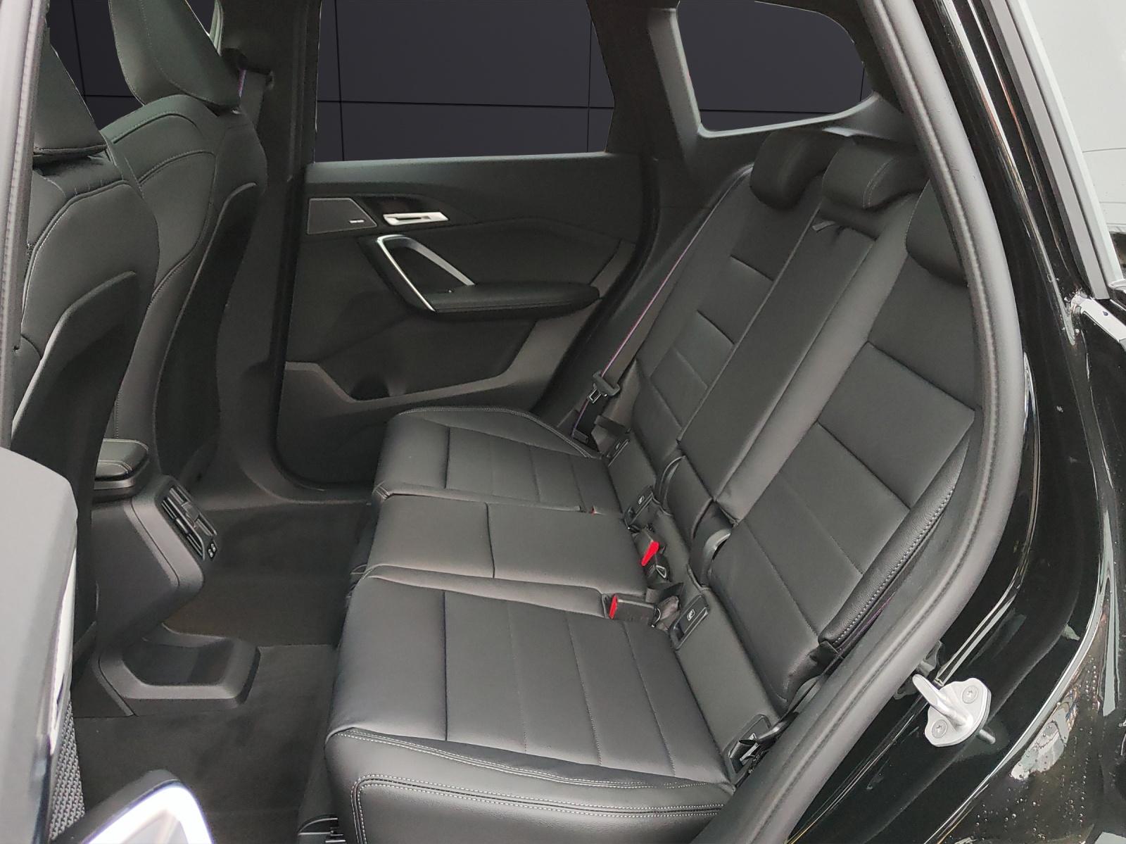 BMW X1 23d xDrive-image-14