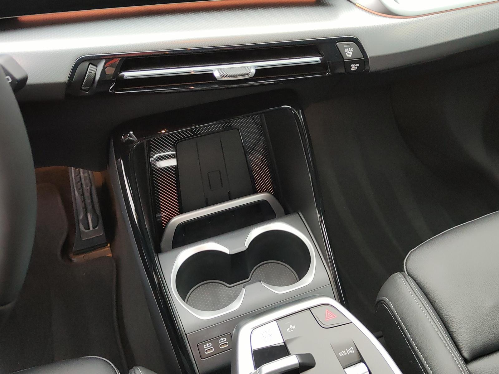 BMW X1 23d xDrive-image-9