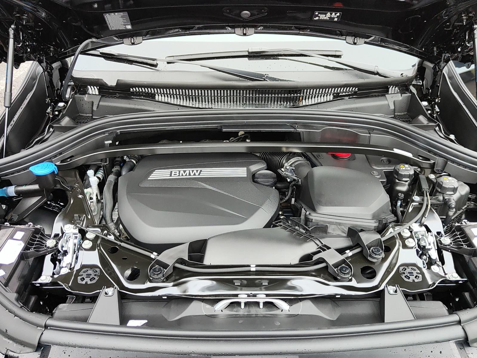 BMW X1 23d xDrive-image-16