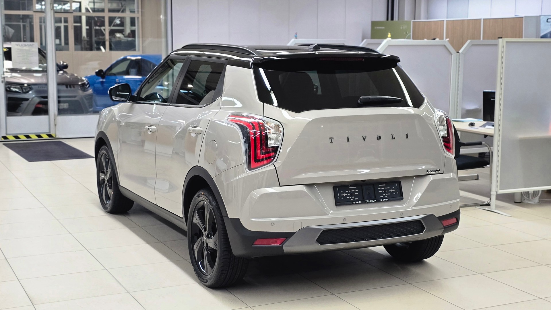 KGM-SsangYong Tivoli 1.5TGDI Plat 4WD A-image-1
