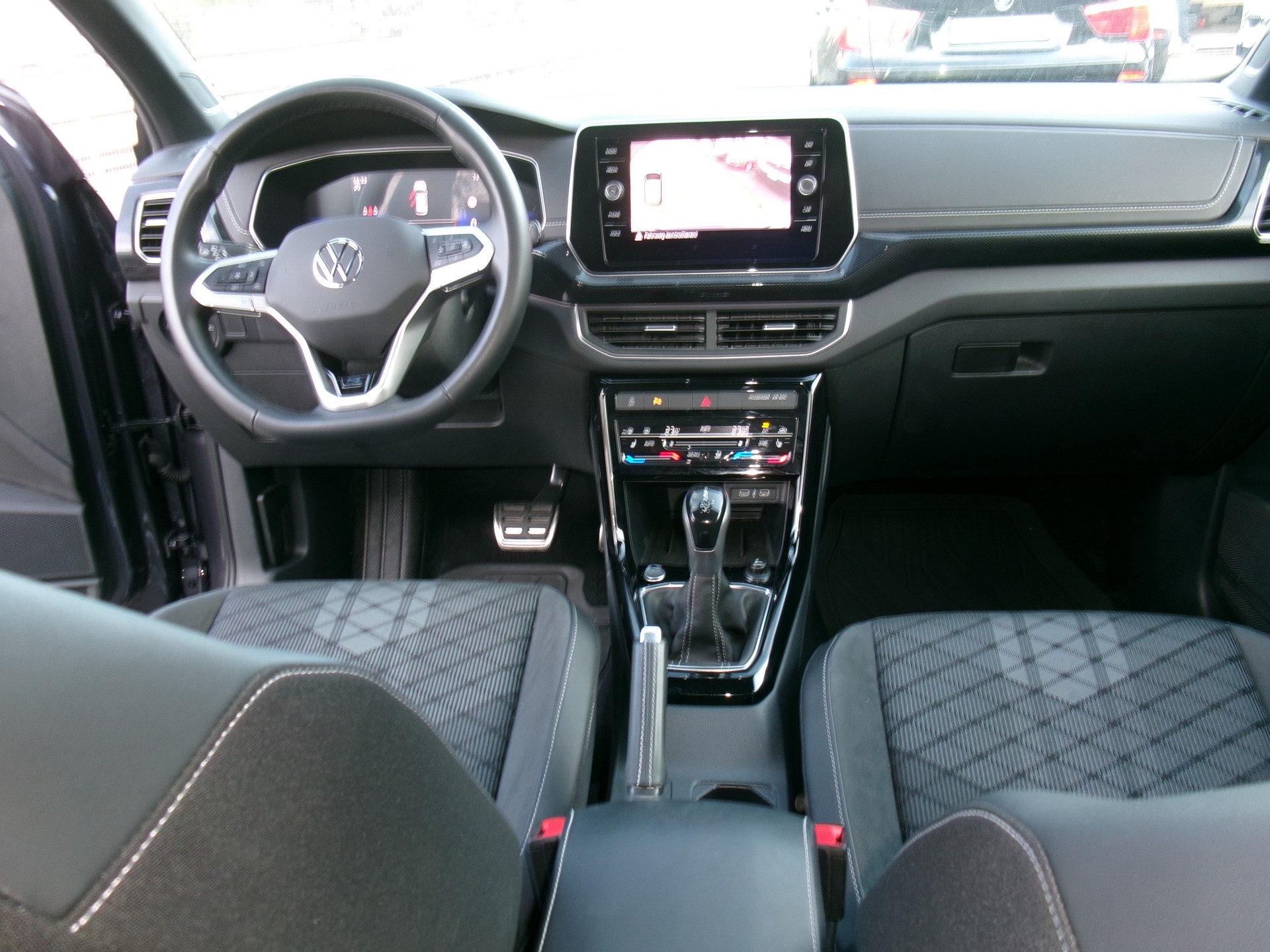 VW T-Cross 1.5 TSI EVO ACT R-Line DSG-image-7