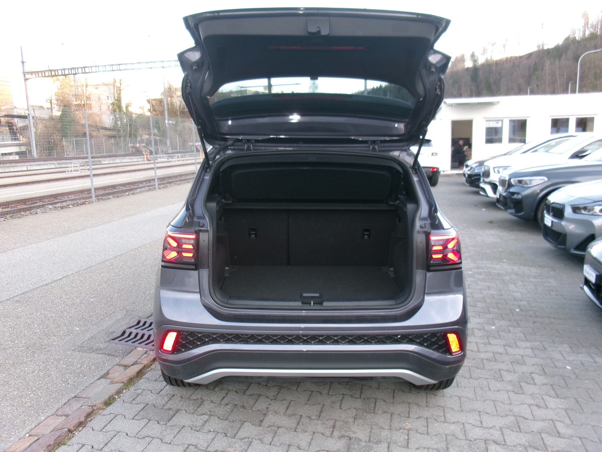 VW T-Cross 1.5 TSI EVO ACT R-Line DSG-image-11