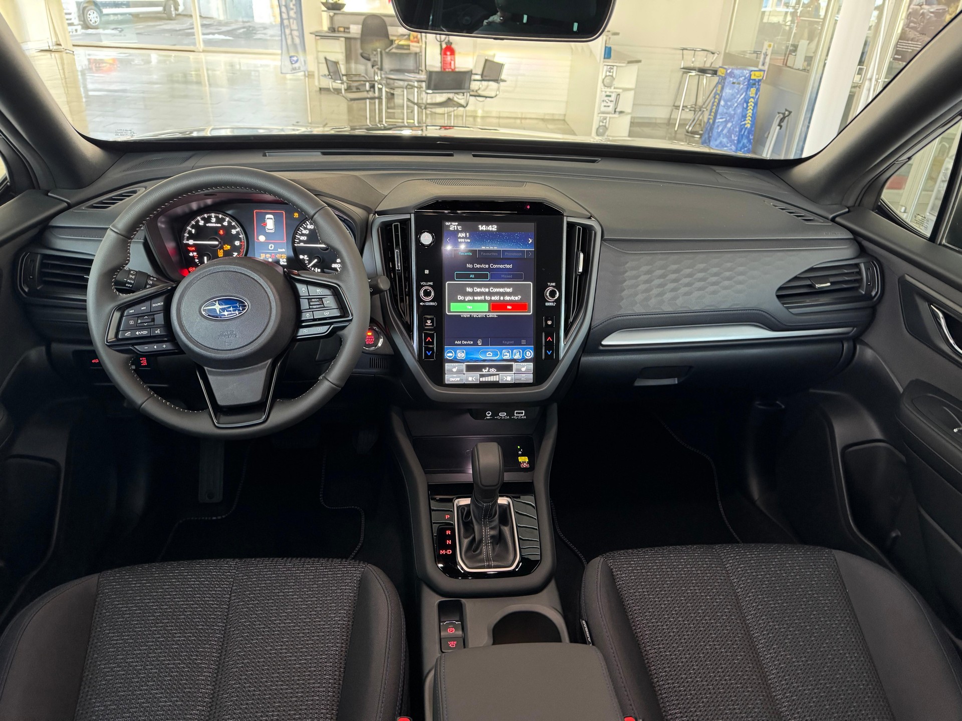 SUBARU Forester Station 2.0i e-Boxer Swiss Plus-image-7