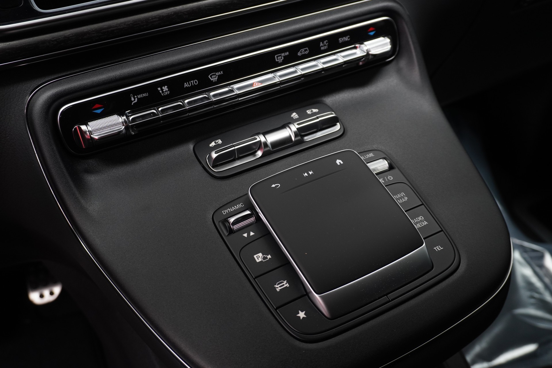 MERCEDES-BENZ V 250 d TREND 3200mm L 4Matic-image-7