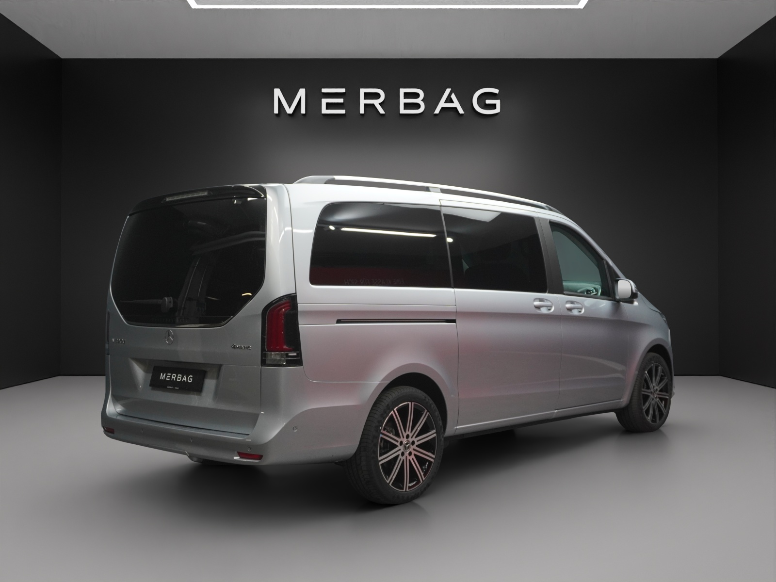 MERCEDES-BENZ V 250 d TREND 3200mm L 4Matic-image-1