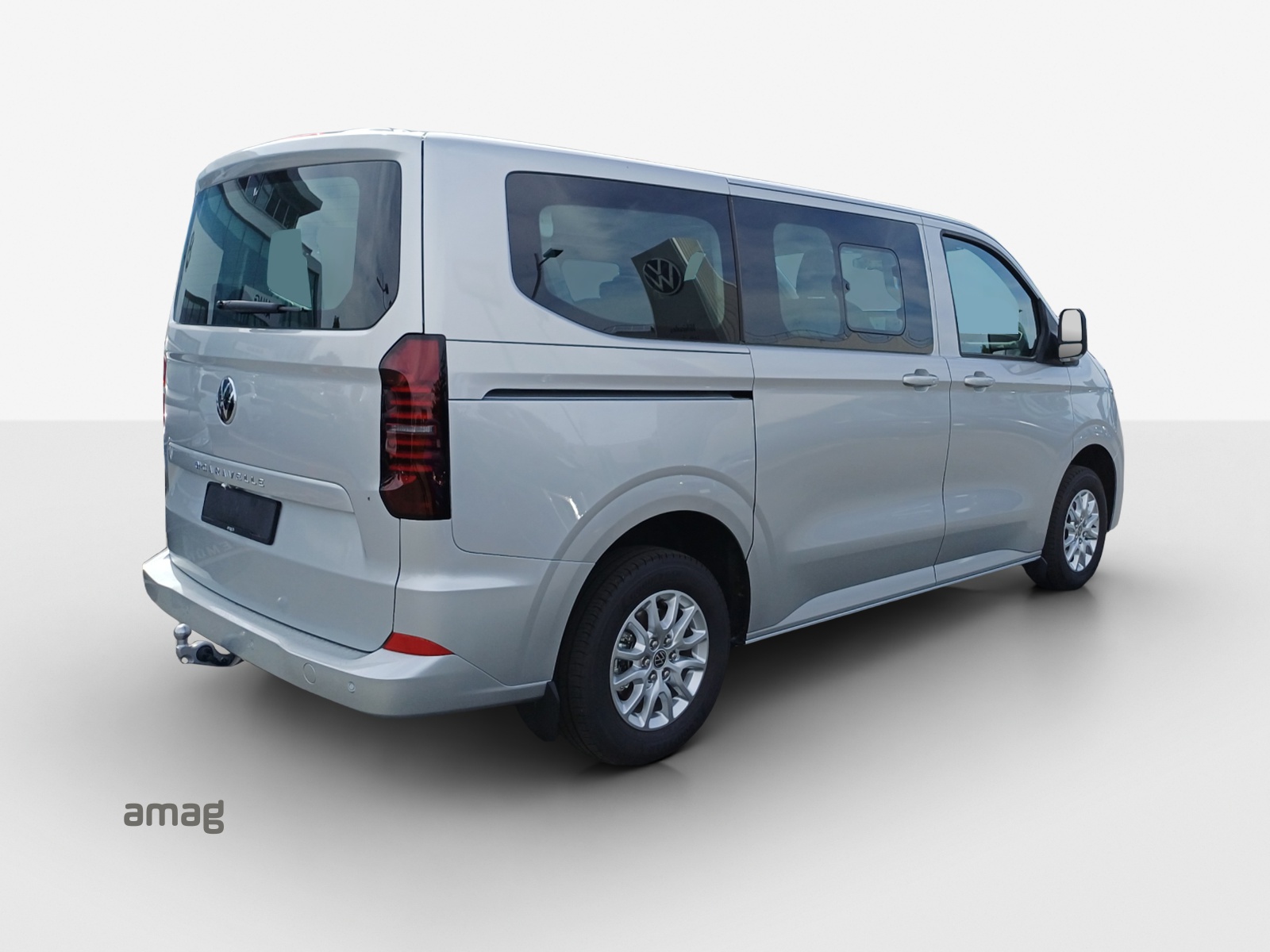 VW Caravelle BEV Life-image-4