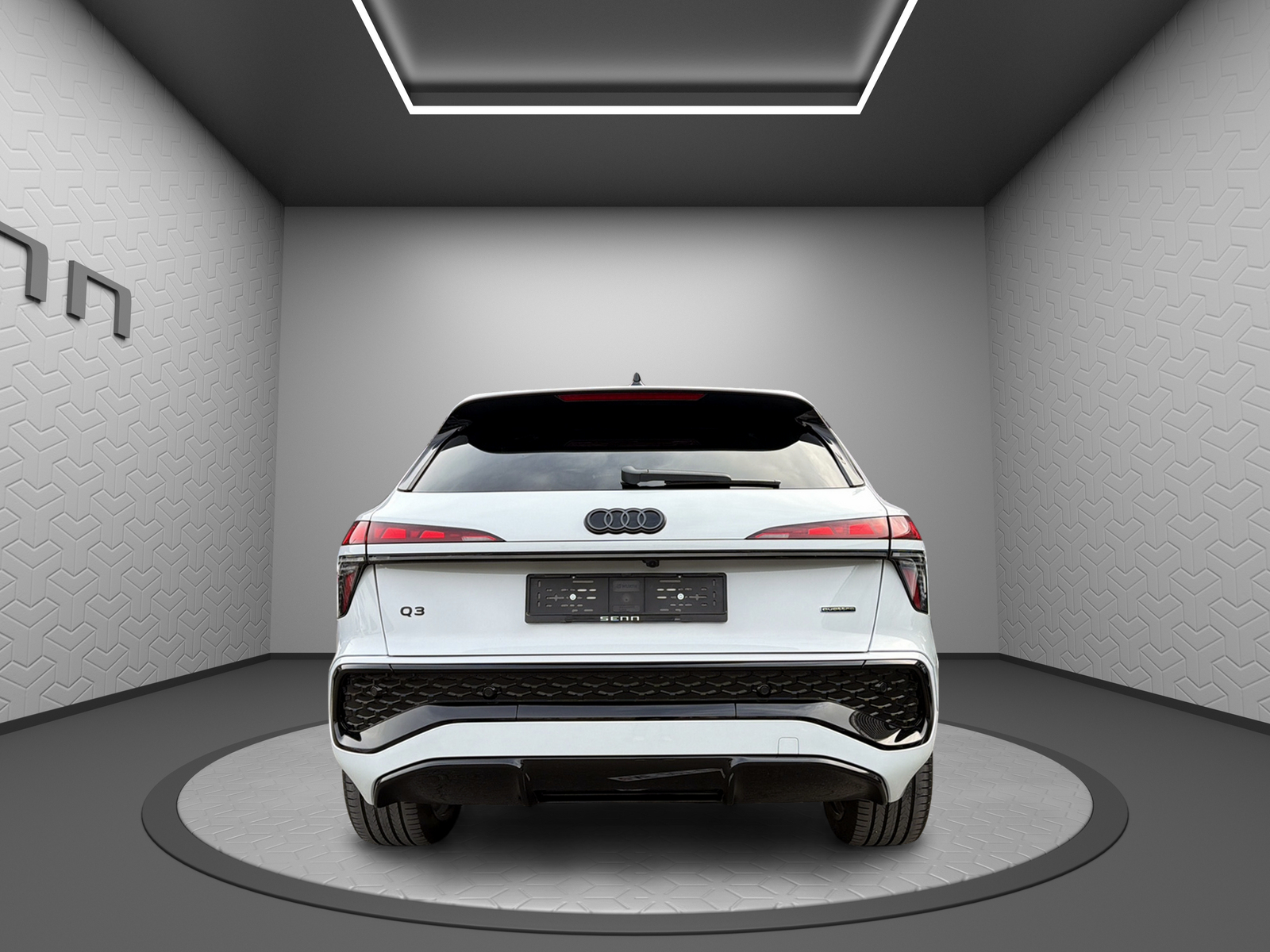 AUDI Q3 SUV TFSI quattro 195 kW S tronic-image-4