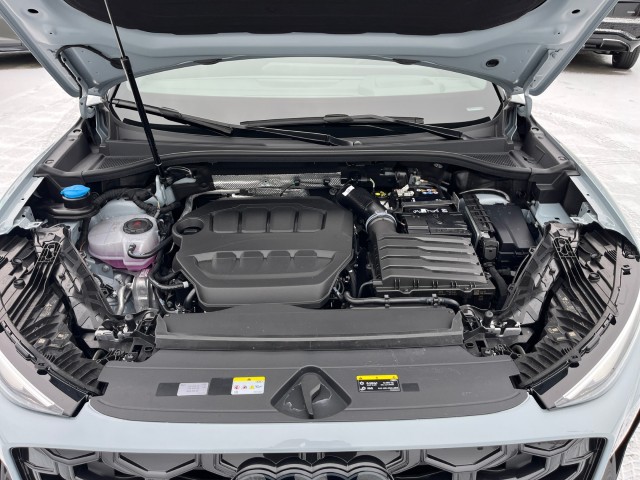 AUDI Q3 SUV TFSI quattro 195 kW S tronic-image-19