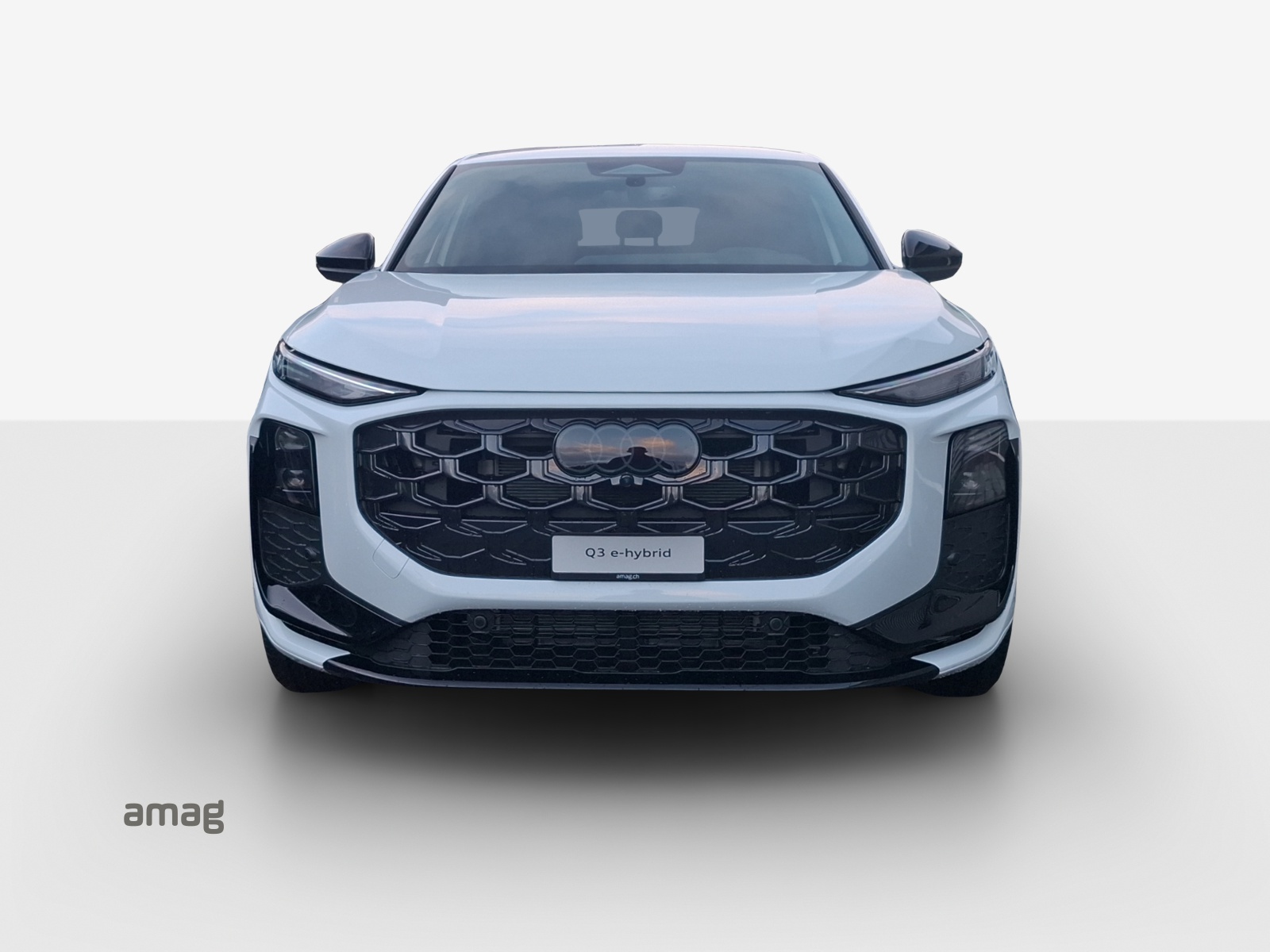 AUDI Q3 Sportback e-hybrid 200 kW S tronig-image-6