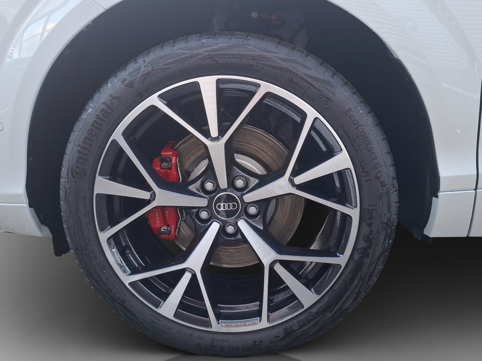 AUDI Q3 Sportback e-hybrid 200 kW S tronig-image-13
