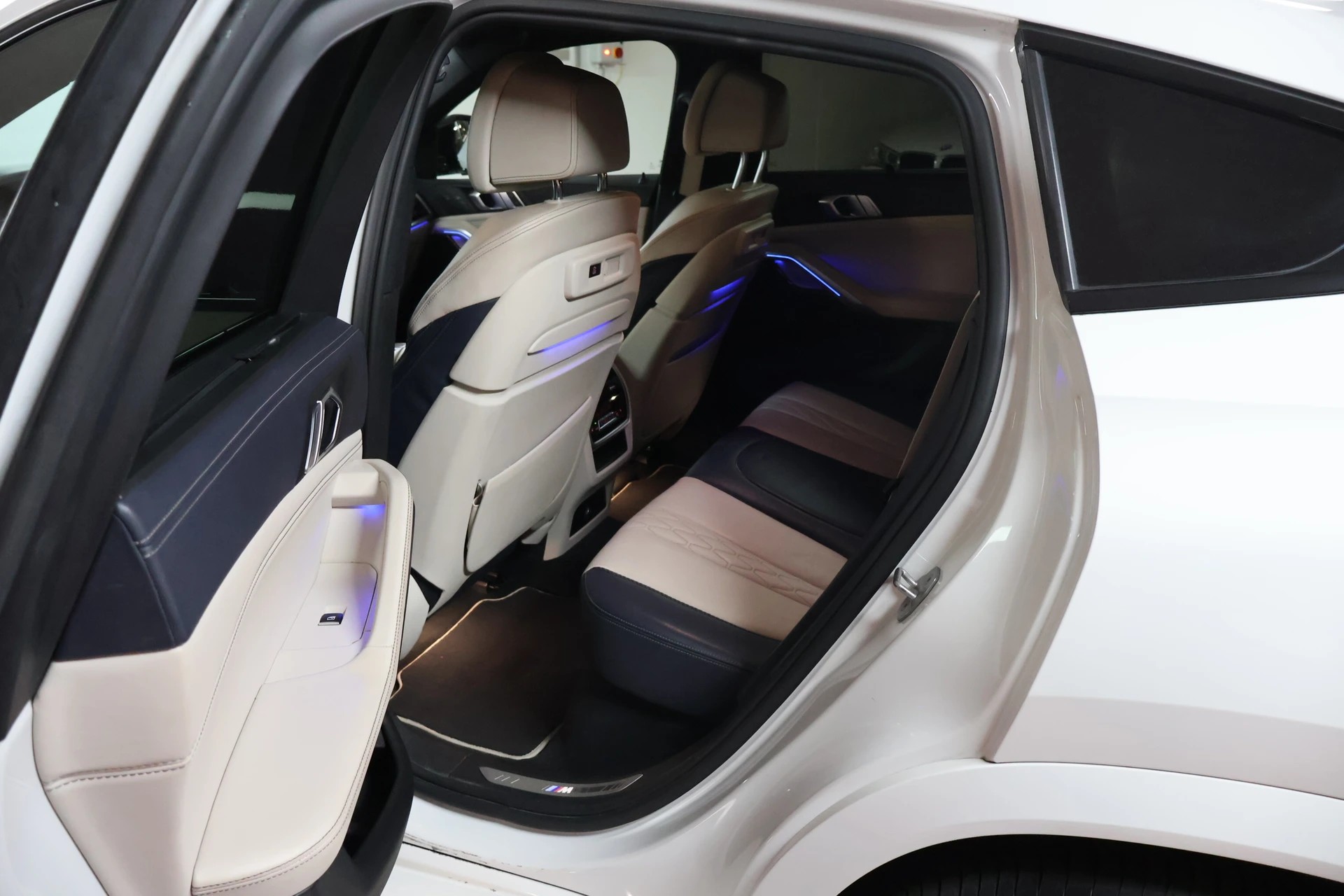 BMW X6 xDrive 30d Steptronic M Sport-image-14