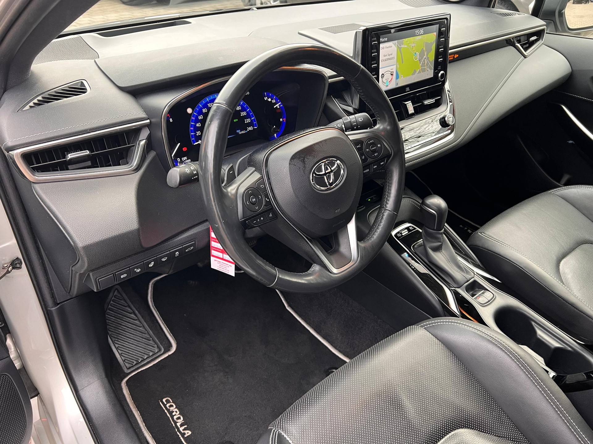 TOYOTA Corolla Touring Sports 2.0 HSD Premium-image-7
