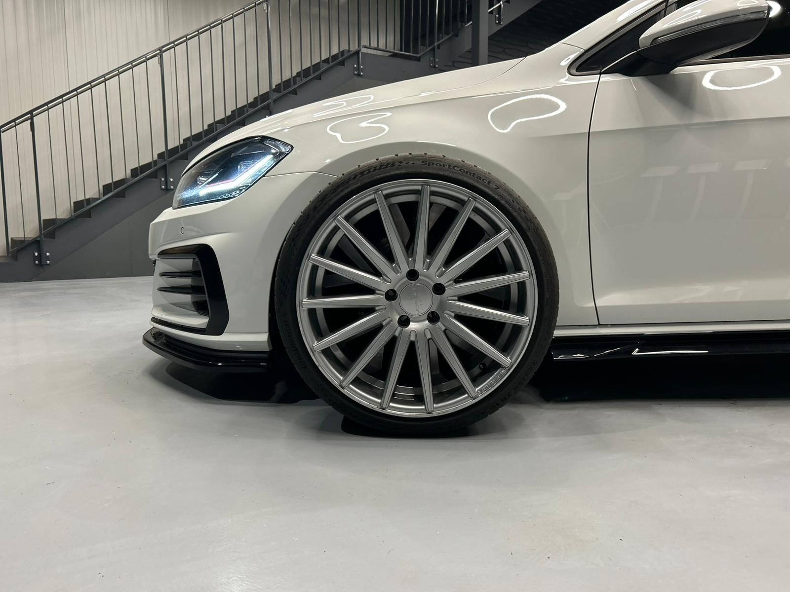 VW Golf 2.0 TSI GTI Performance DSG-image-11