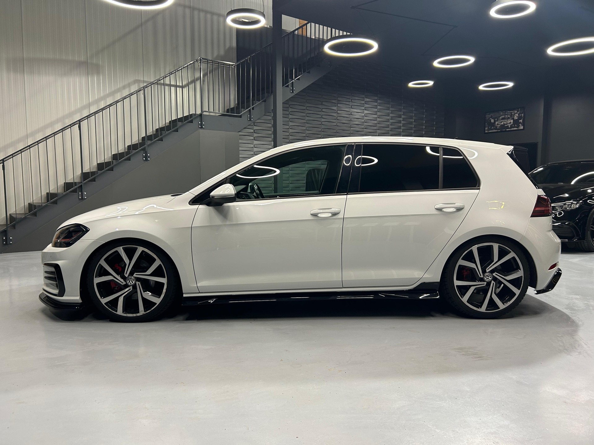 VW Golf 2.0 TSI GTI Performance DSG-image-3