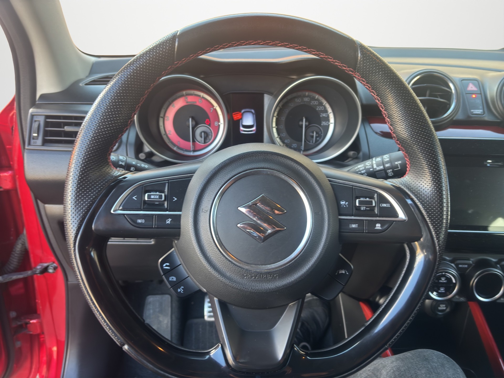 SUZUKI Swift Sport 1.4i 16V Compact Top Hybrid-image-9