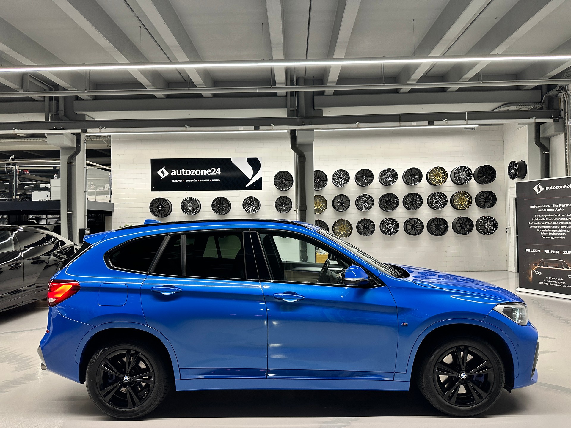 BMW X1 25d xDrive M Sport-showroom-element-2