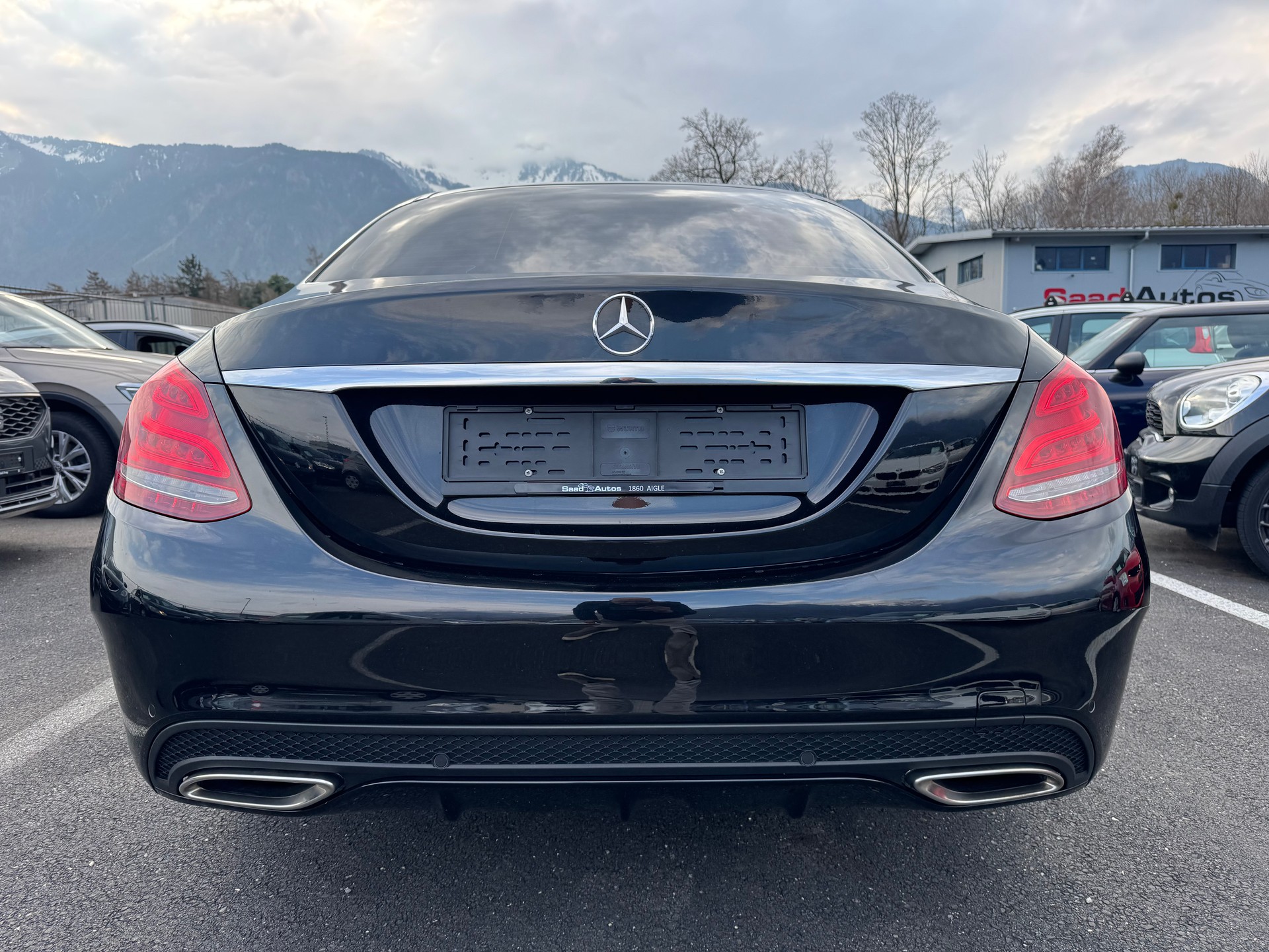 MERCEDES-BENZ C 200 AMG Line 4Matic 7G-Tronic-image-4