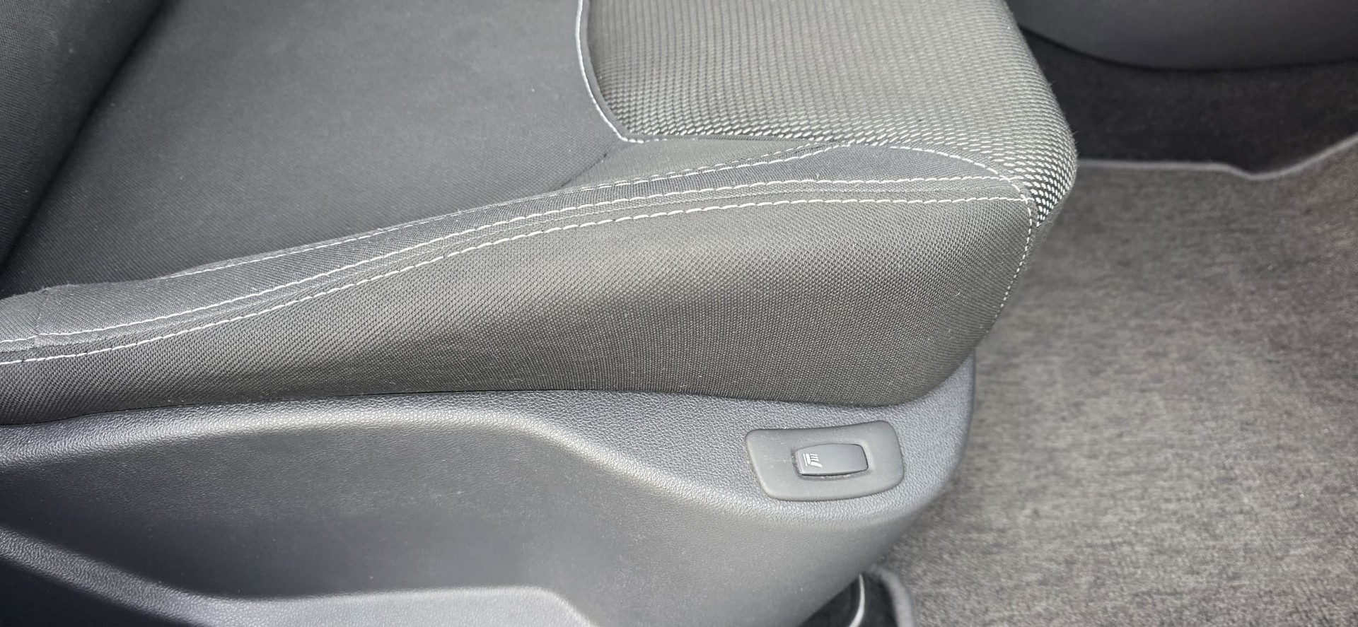RENAULT Clio Grandtour 1.5 dCi Business Line-image-11