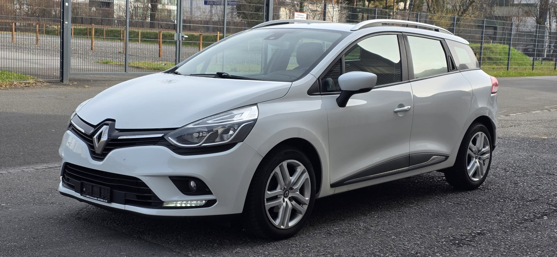 RENAULT Clio Grandtour 1.5 dCi Business Line-image-2