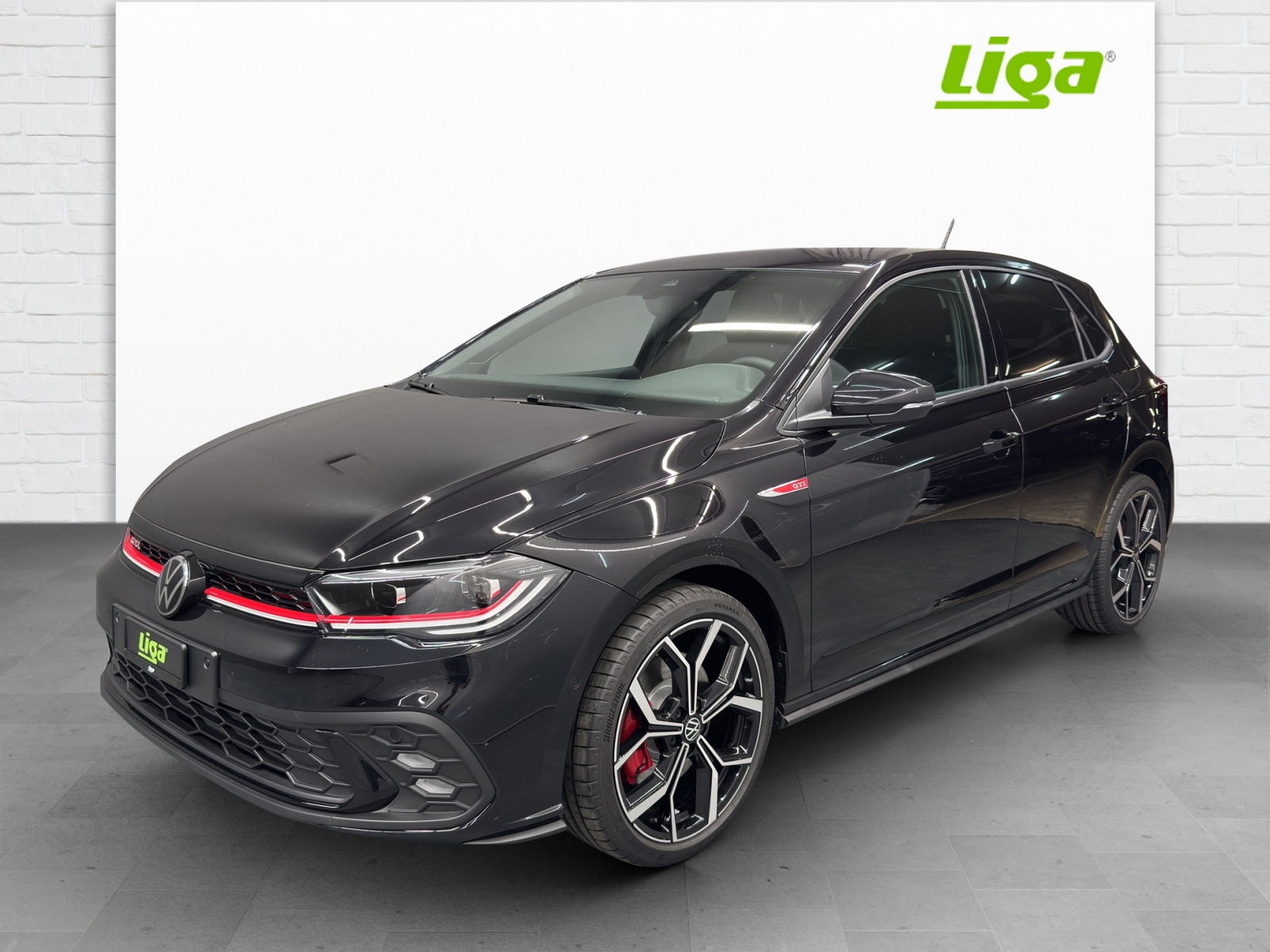 VW Polo 2.0 TSI GTI DSG-image-1