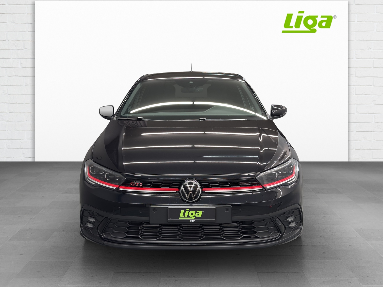 VW Polo 2.0 TSI GTI DSG-image-2