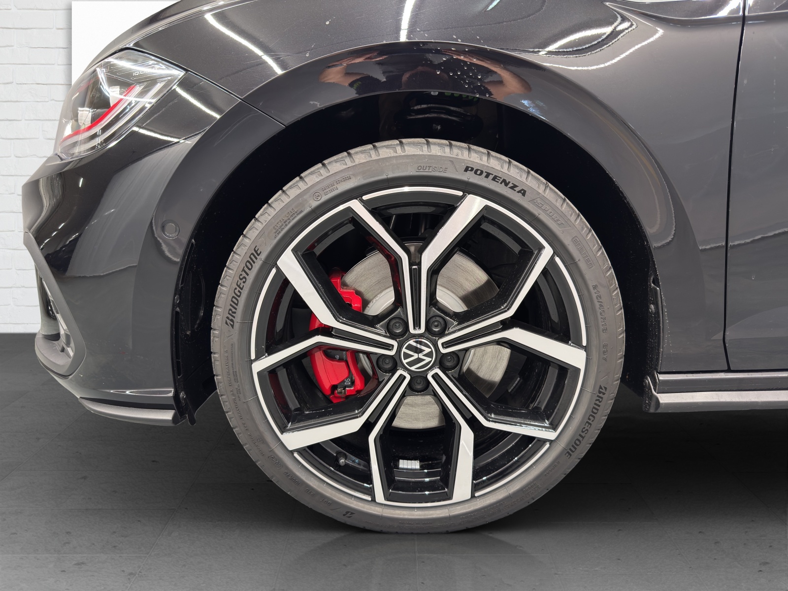 VW Polo 2.0 TSI GTI DSG-image-5