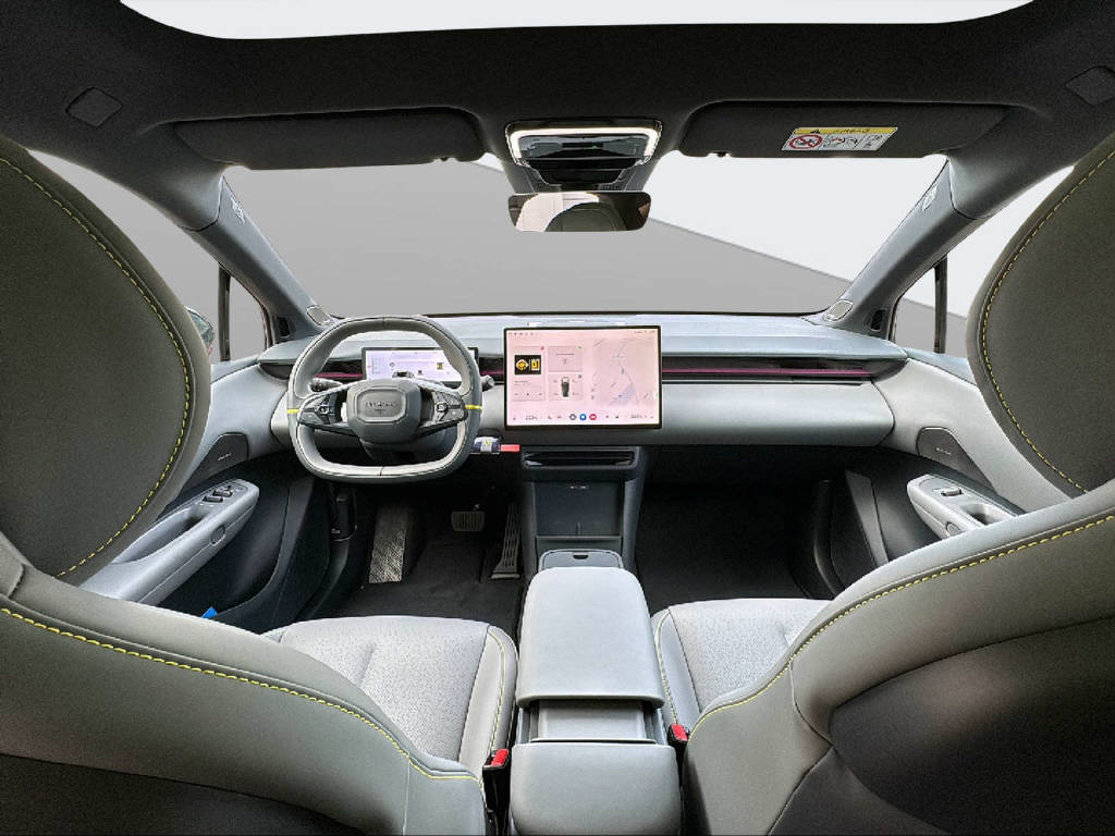 LYNK & CO 02-image-8