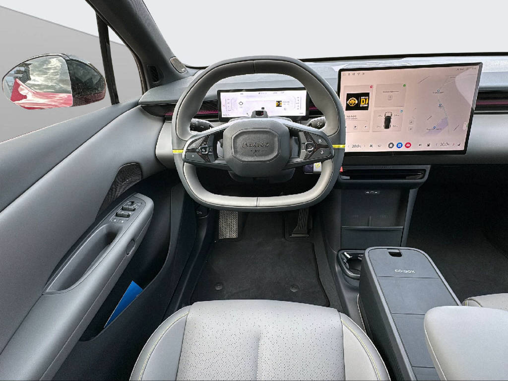 LYNK & CO 02-image-7