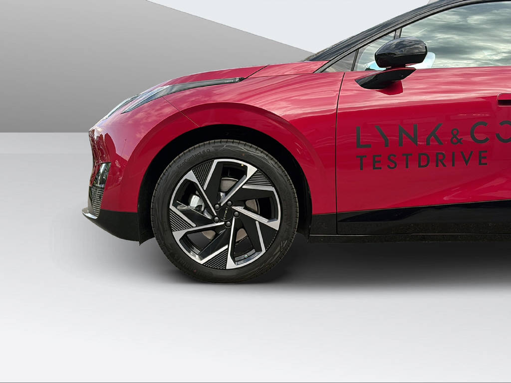 LYNK & CO 02-image-4