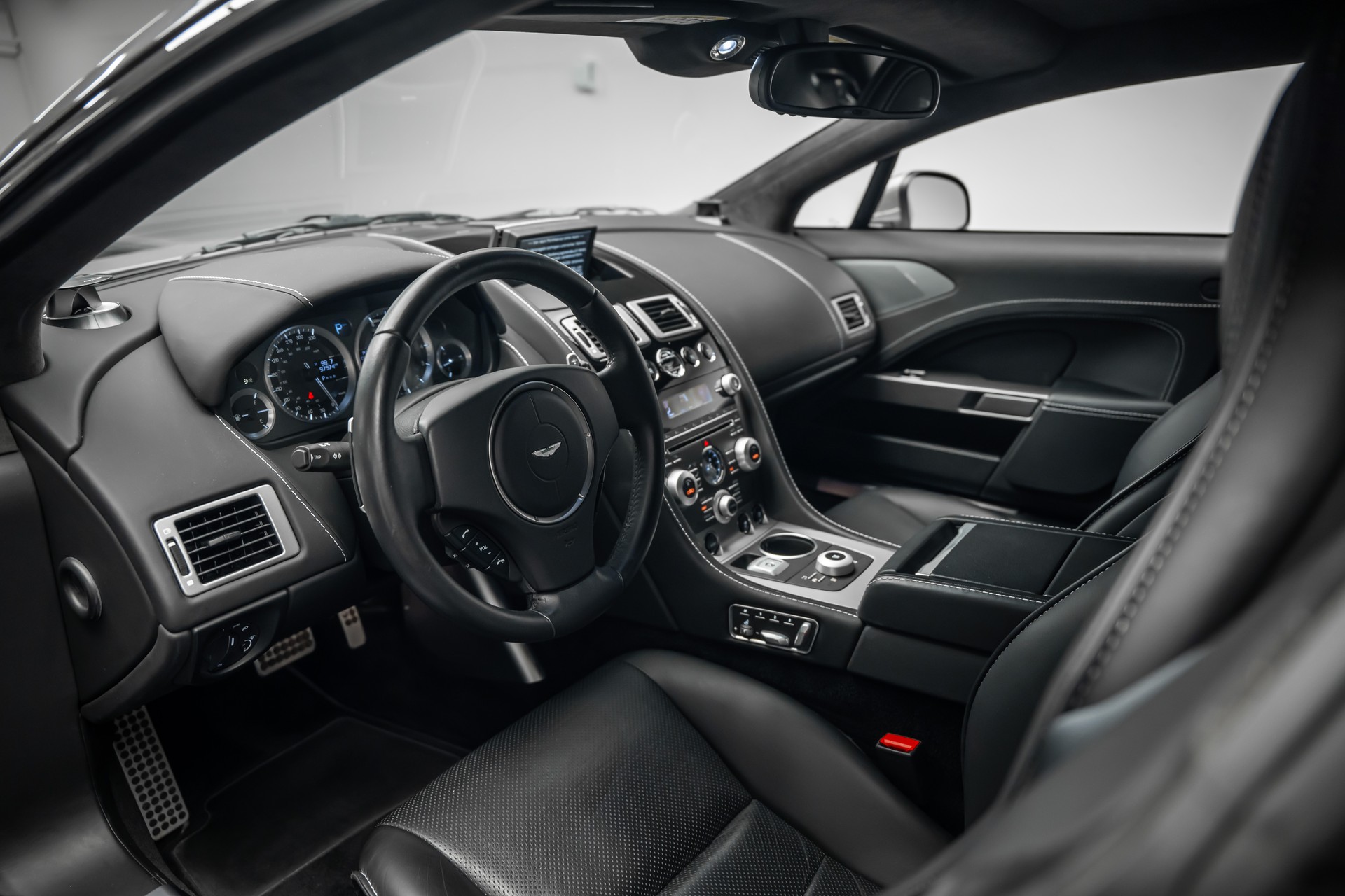 ASTON MARTIN * Rapide 5.9 V12 * ZU EINEM UNSCHLAGBAREN PREIS * LEASING AB 376.- *-image-9