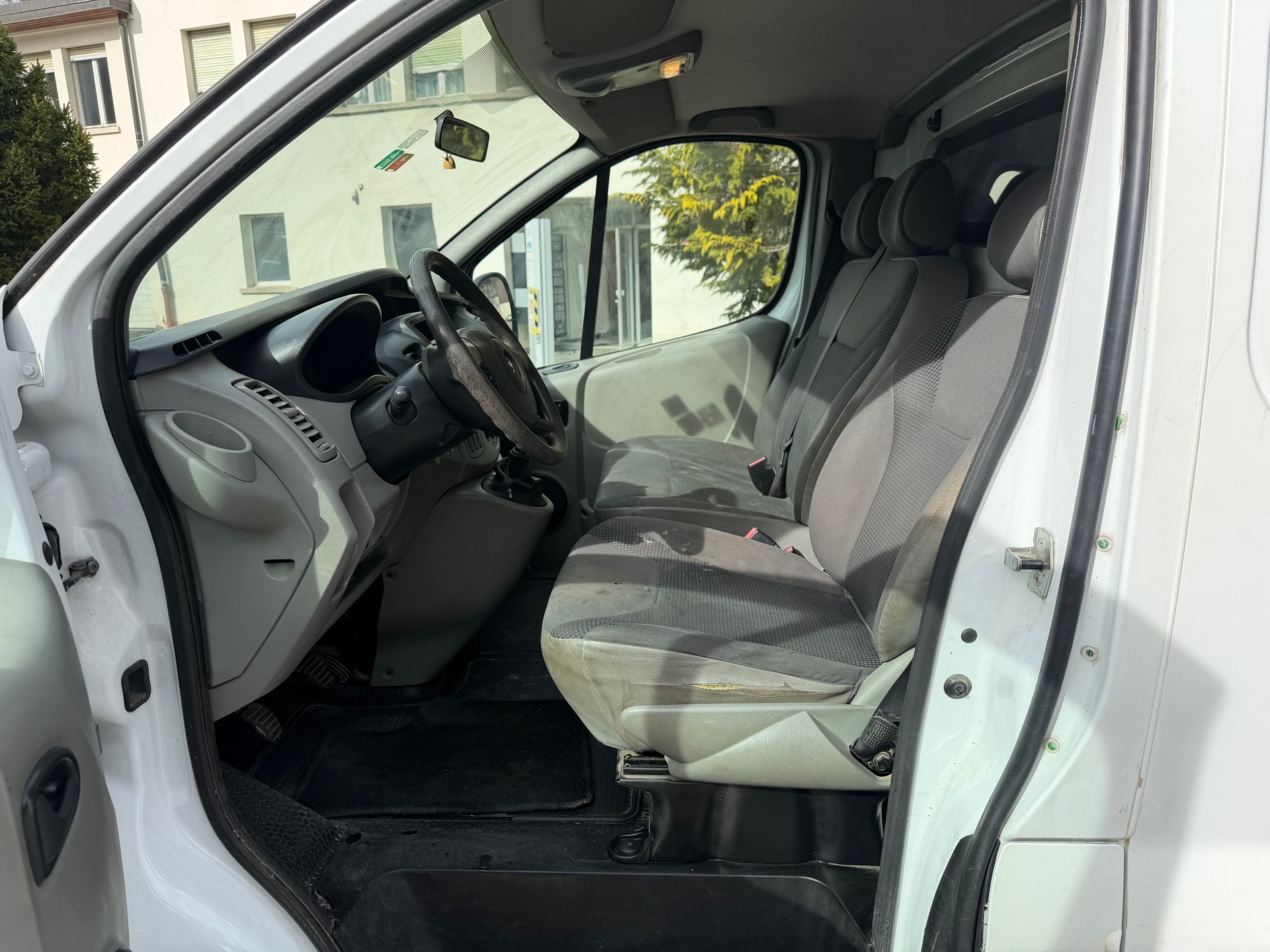 OPEL Vivaro 2.0 CDTI 2.9t L1H1-image-8