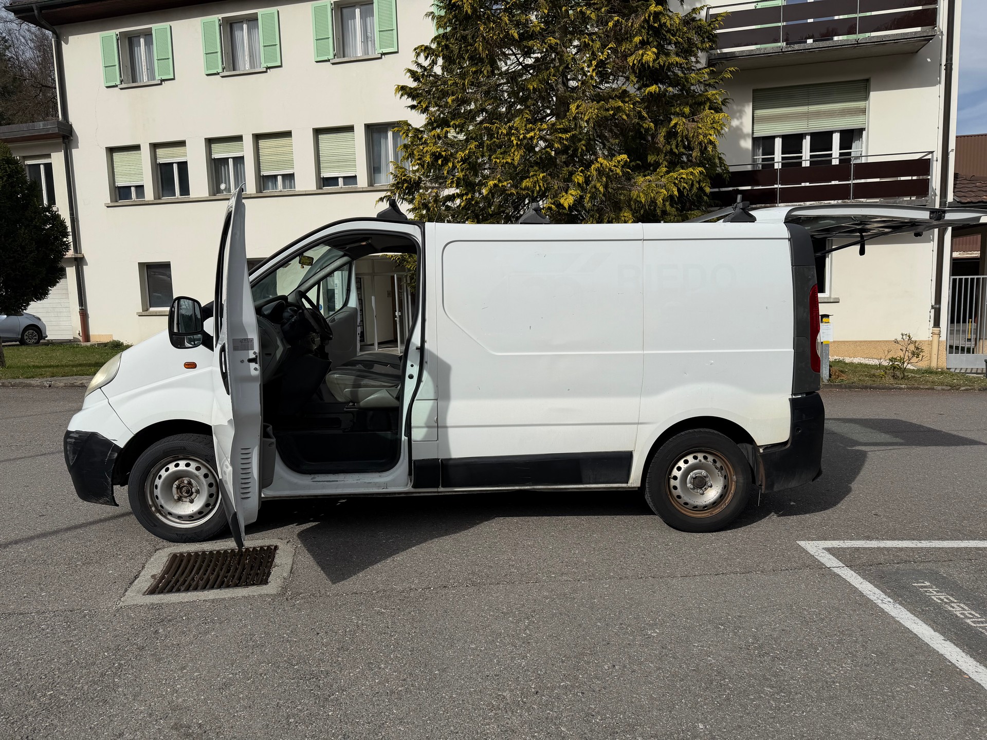 OPEL Vivaro 2.0 CDTI 2.9t L1H1-image-14