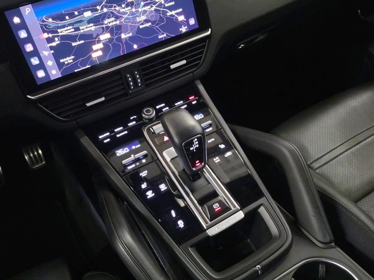 PORSCHE Cayenne 4.0 V8 GTS-image-19