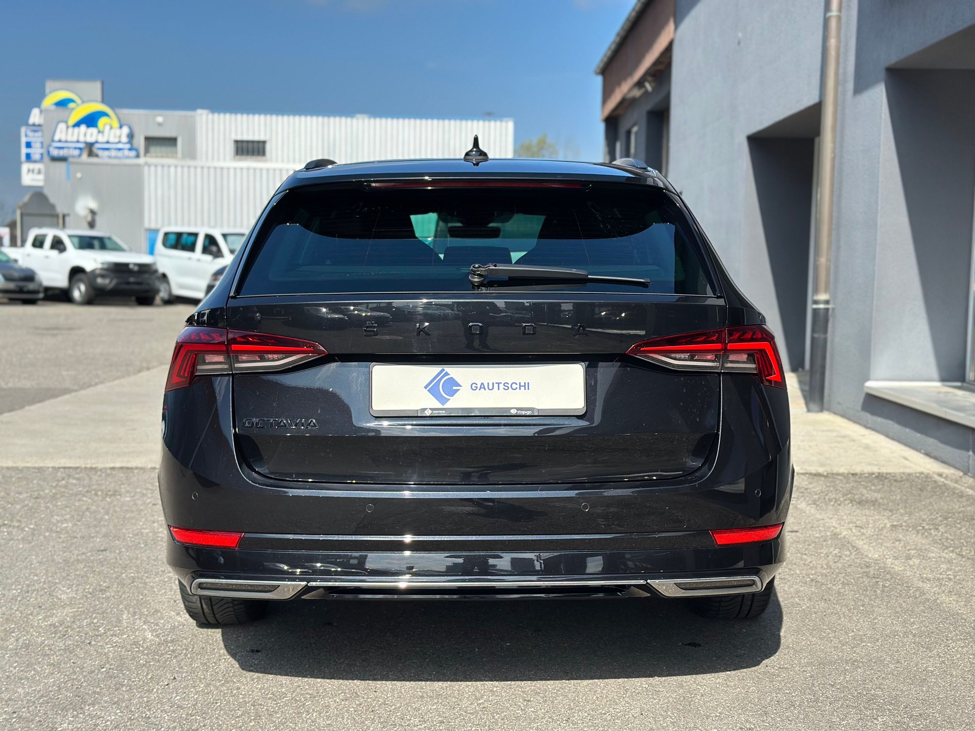 SKODA Octavia Combi 2.0 TSI SportLine DSG 4x4-image-2