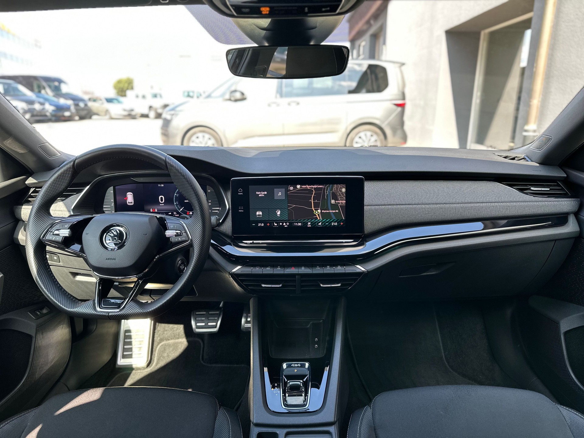 SKODA Octavia Combi 2.0 TSI SportLine DSG 4x4-image-7