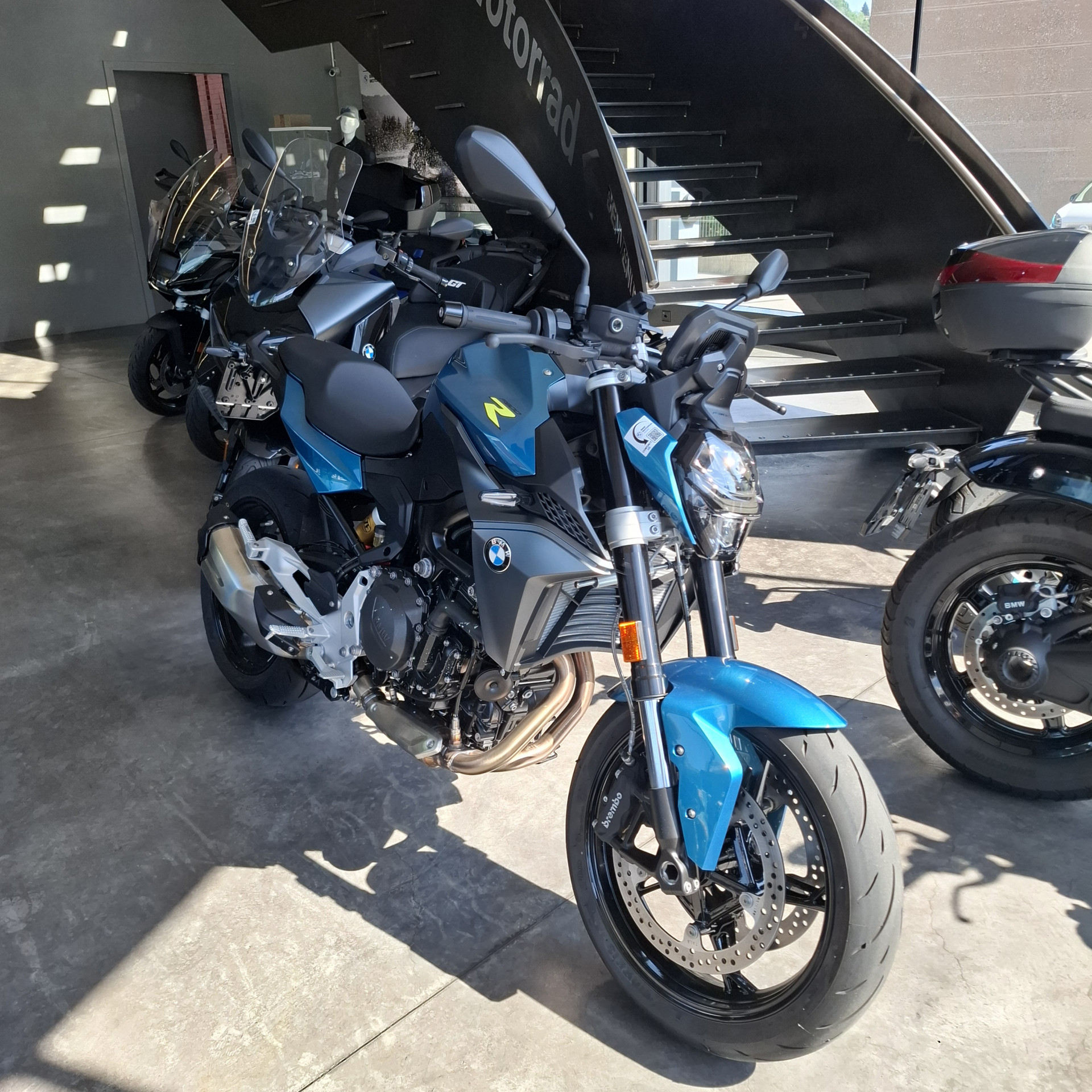 BMW F 900 R