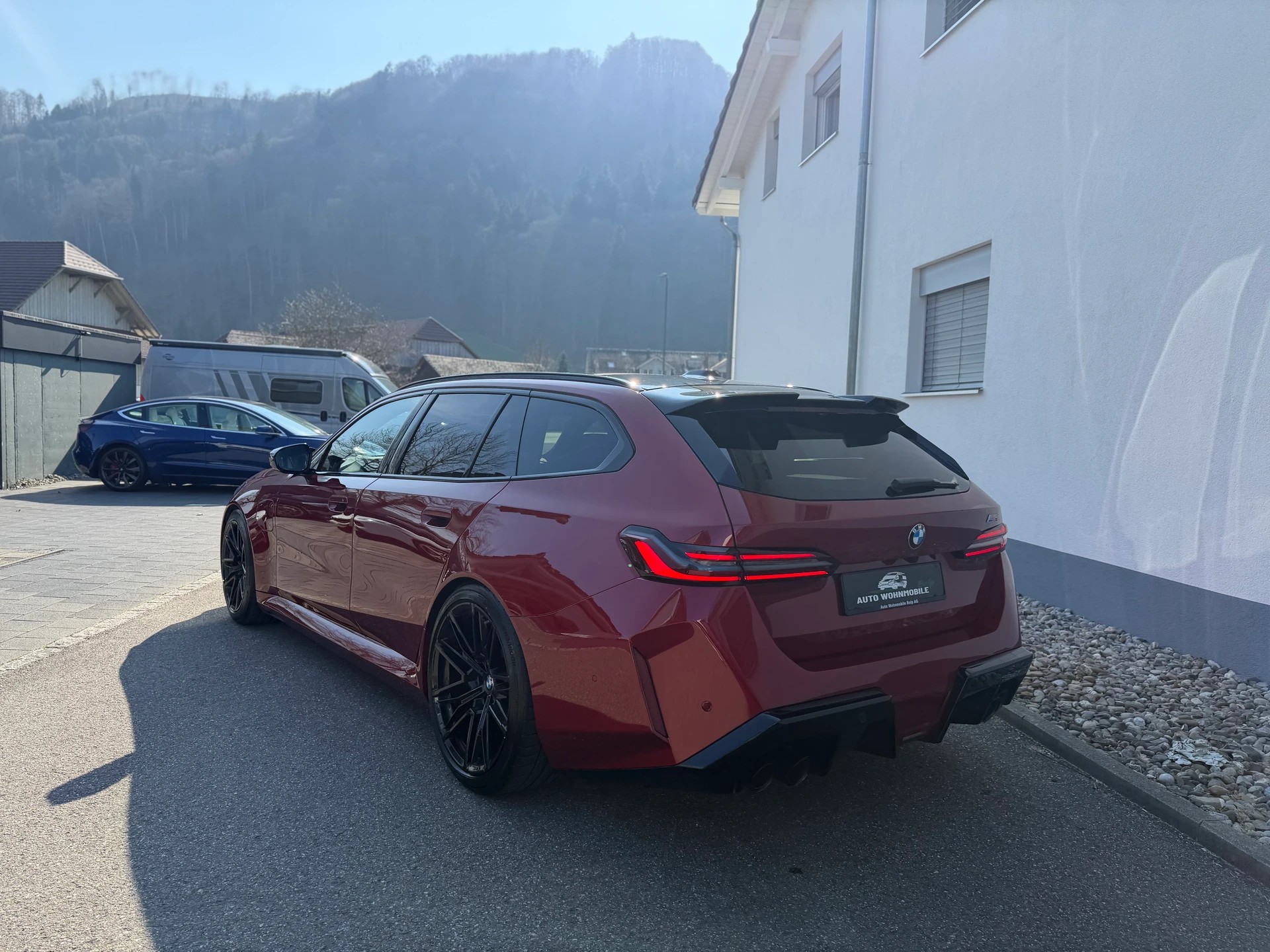 BMW M5 xDrive Touring-image-14