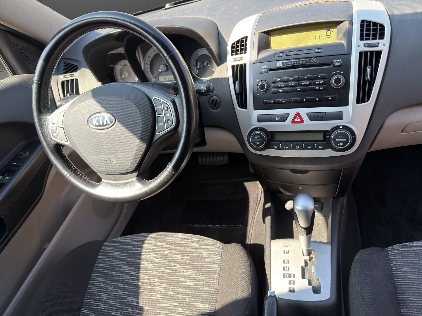 KIA Cee'd Sporty Wagon 1.6 16V Trend Automat | MFK NEU | GEPFLEGT | GÜNSTIG-image-9