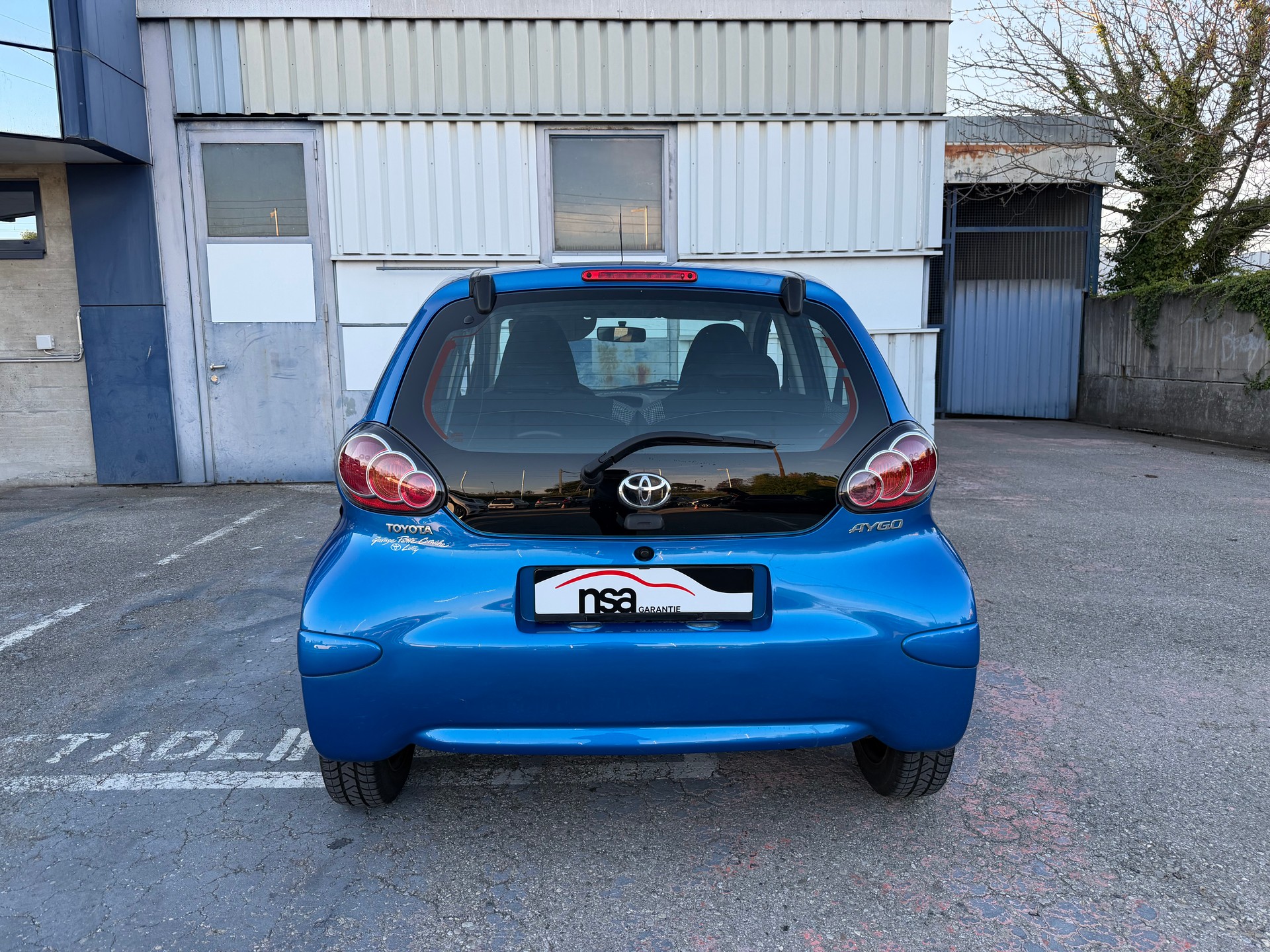 TOYOTA Aygo 1.0 VVT-i Luna-image-5