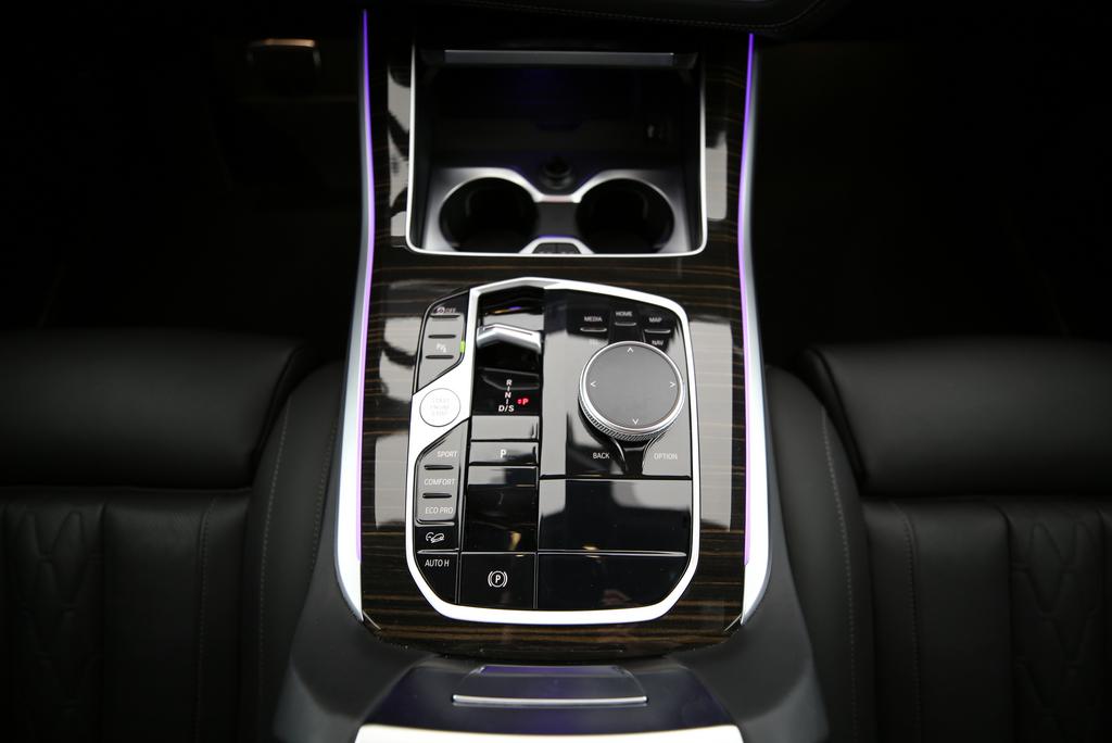 BMW X5 30d xDrive SAG-image-10