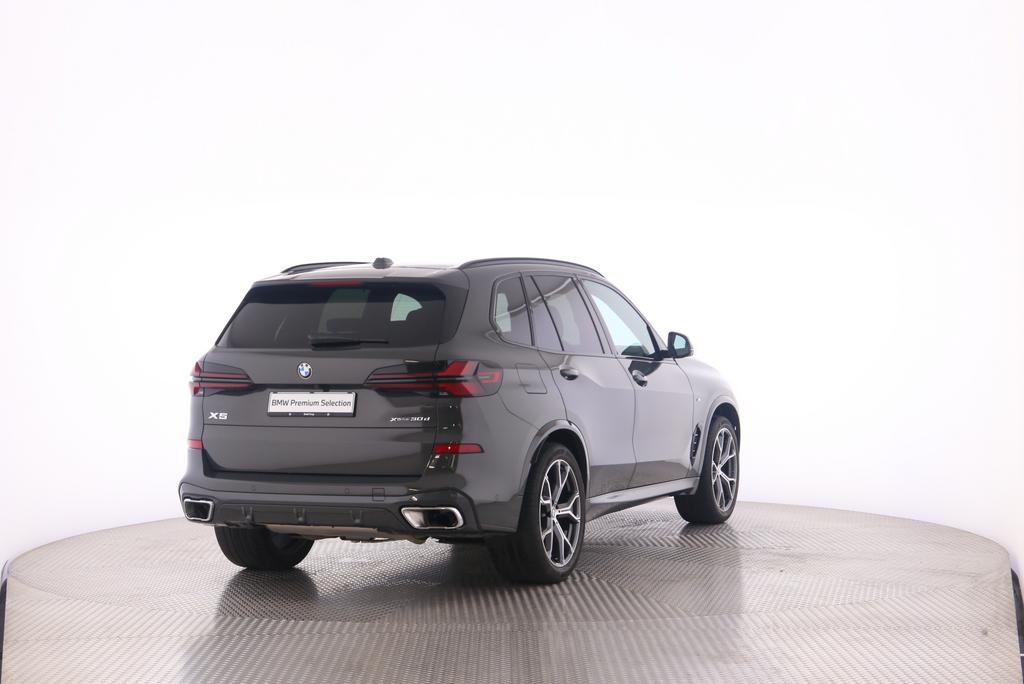BMW X5 30d xDrive SAG-image-1