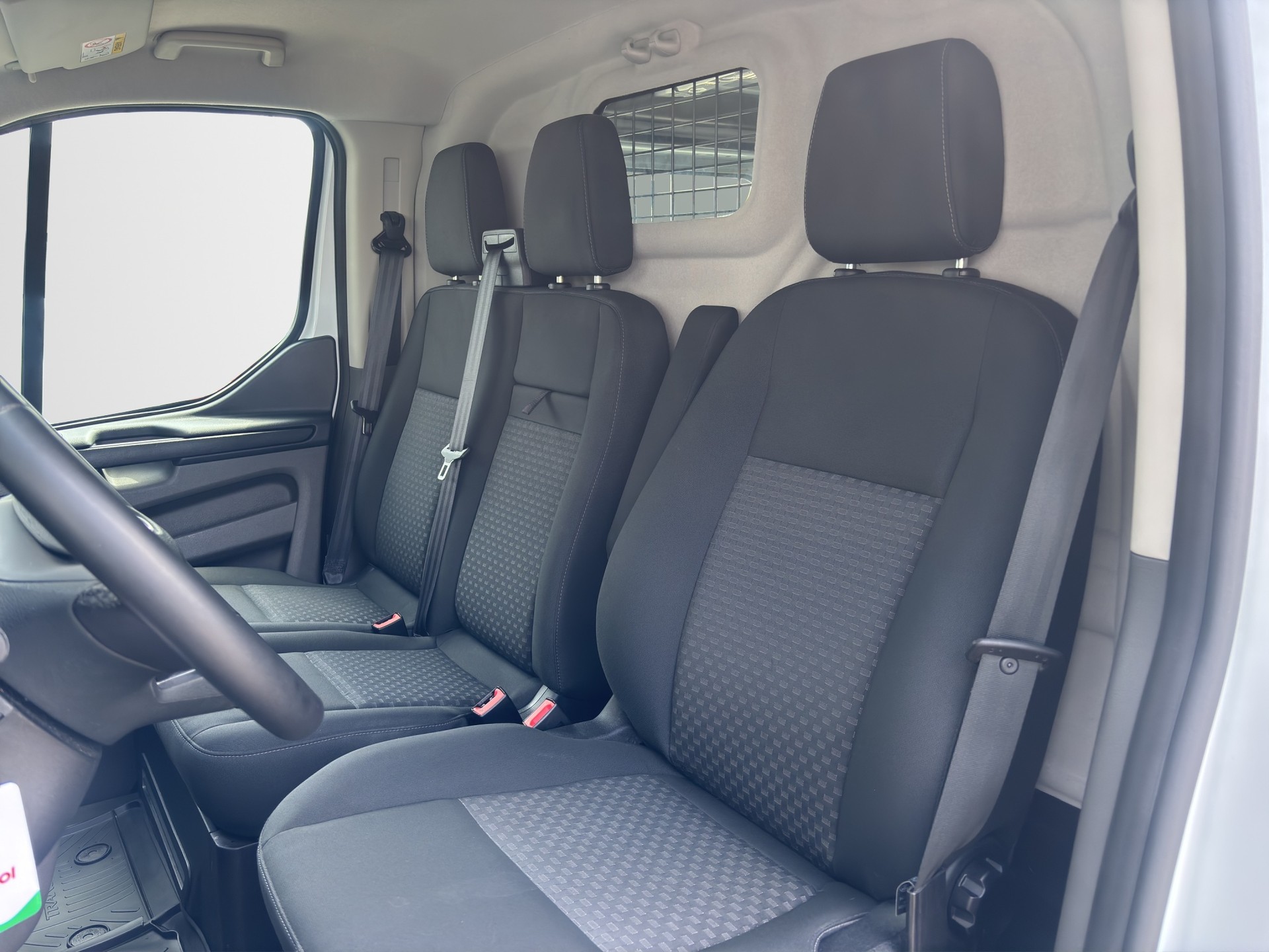 FORD Transit C Van 320 L1 2.0 TDCi 130 Trend HEV1-image-5