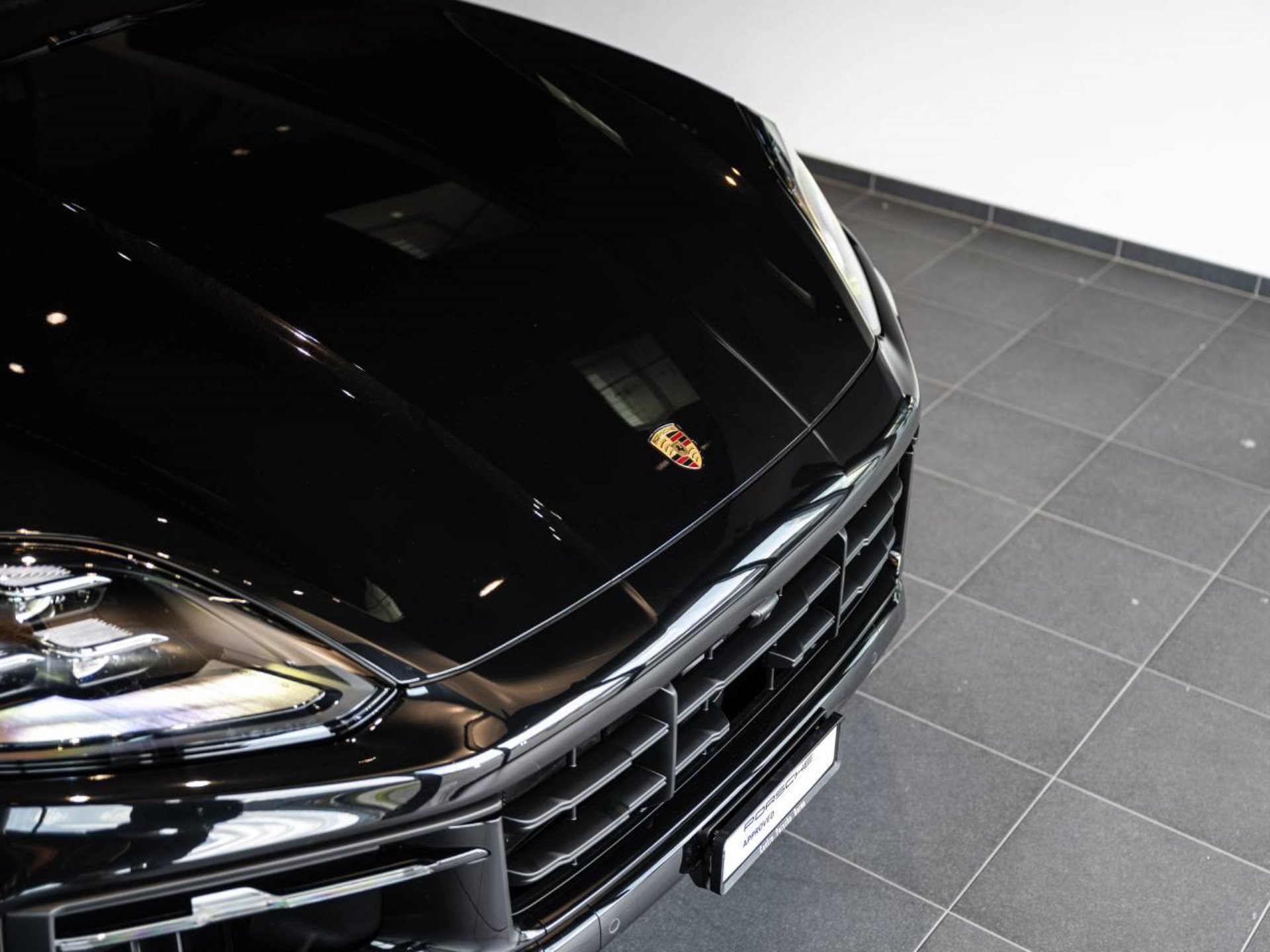 PORSCHE Cayenne S E-Hybrid-image-25