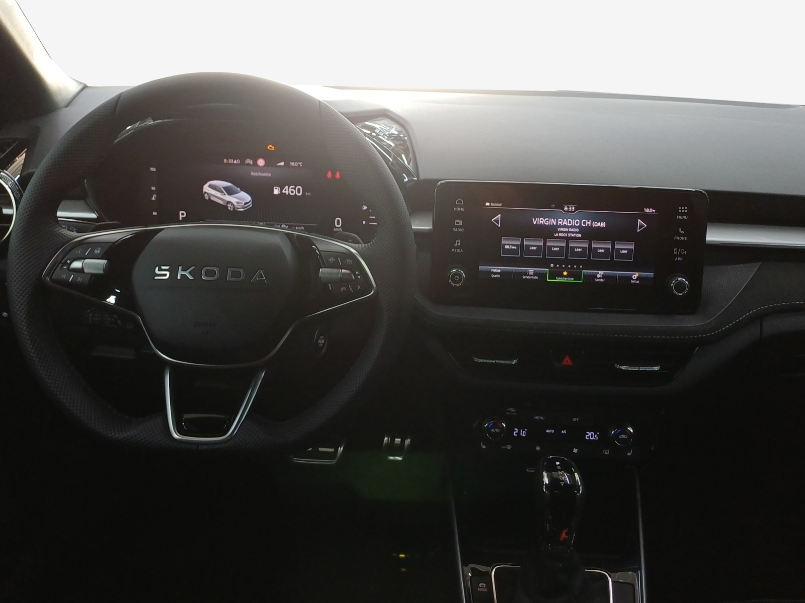 SKODA Fabia 1.0 TSI Dynamic DSG-image-8