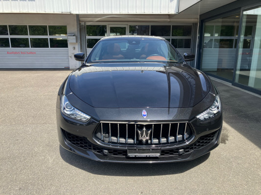 MASERATI Ghibli S Q4 3.0 V6-image-12